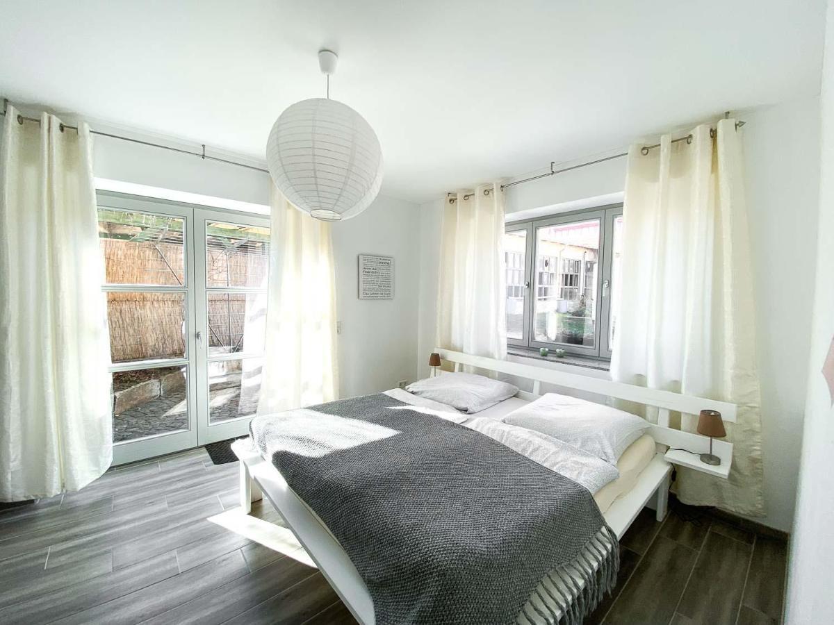 Weinquartier Naumburg Apartment เนาม์บวร์ก ภายนอก รูปภาพ