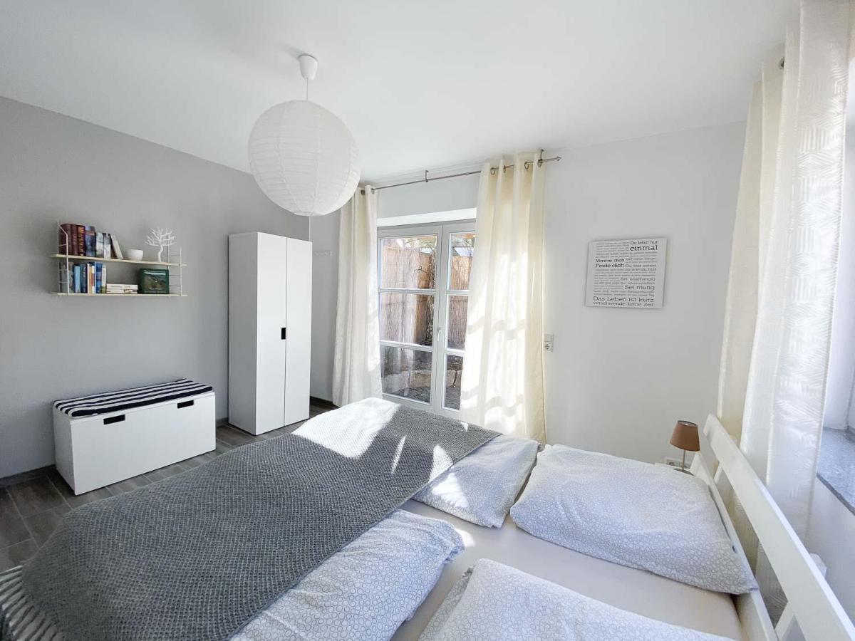 Weinquartier Naumburg Apartment เนาม์บวร์ก ภายนอก รูปภาพ