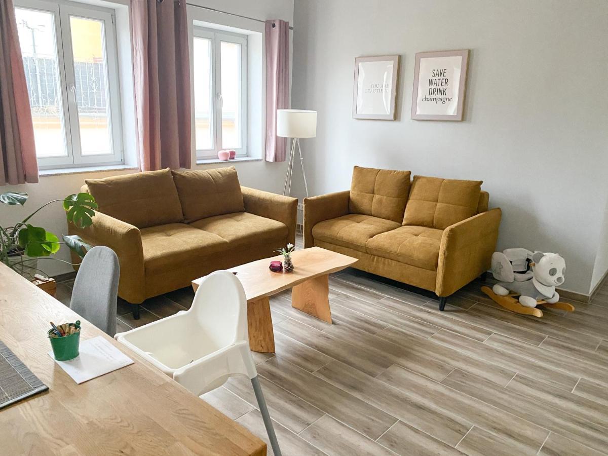 Weinquartier Naumburg Apartment เนาม์บวร์ก ภายนอก รูปภาพ